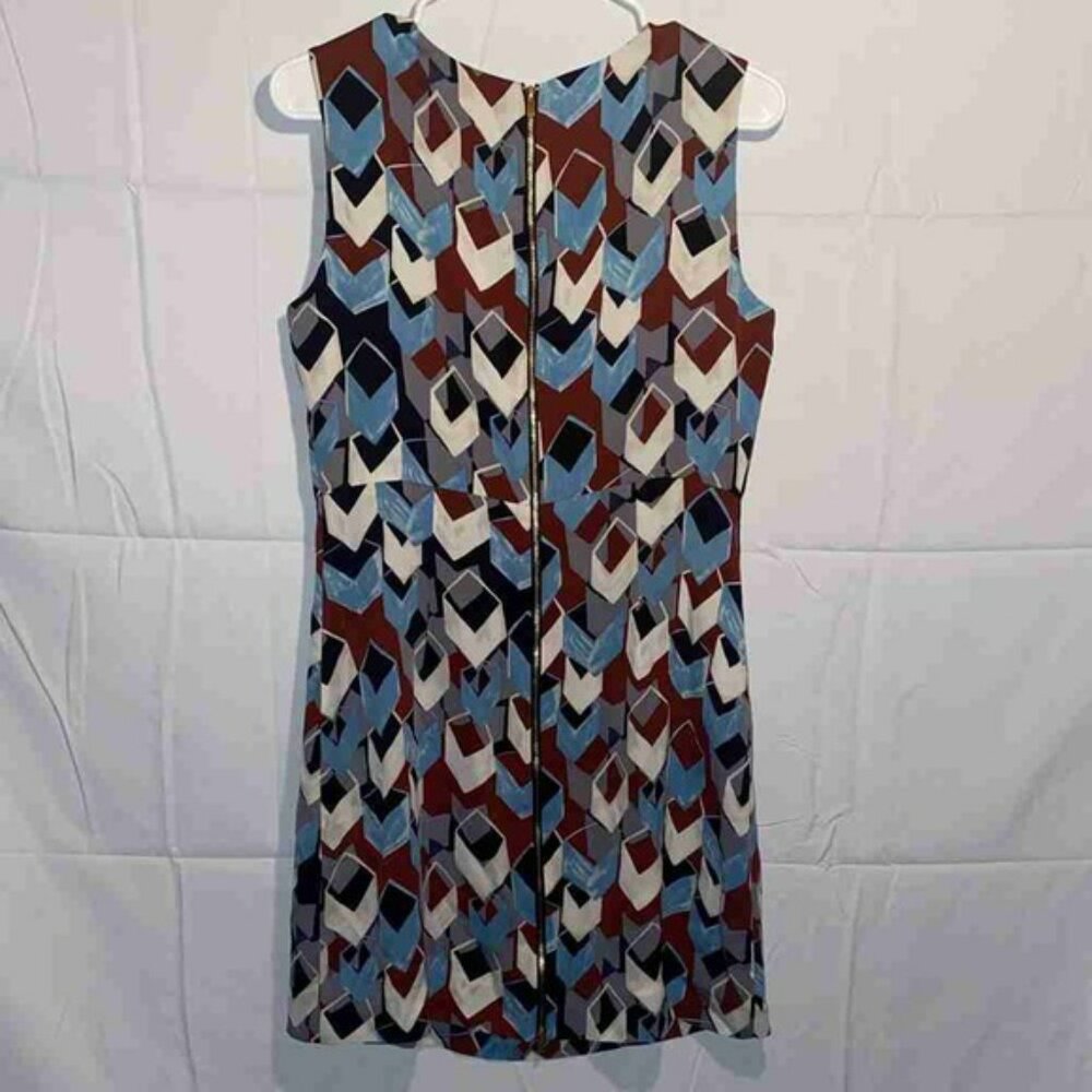 Geometric Patterned Sleeveless Dress - Picture 2 of 3